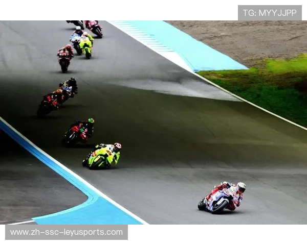 MotoGP车手优化弯道路线，圈速波动明显减少